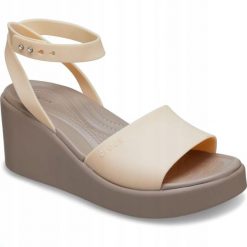 Sandały dla Kobiet Crocs Brooklyn Ankle Strap Wedge. Brązowe sandały damskie Crocs, bez wzorów, z materiału, bez obcasa, na koturnie. Za 209.99 zł.