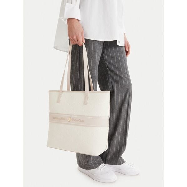 Torebka Beverly Hills Polo Club. Białe torebki klasyczne damskie Beverly Hills Polo Club, bez wzorów, bez dodatków. Za 138.99 zł.
