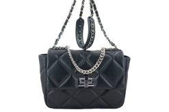 Listonoszka pikowana BARBERINI'S czarna 918-1. Czarne shopper bag damskie Barberinis, bez wzorów, ze skóry, do ręki, małe, pikowane, bez dodatków. Za 319.99 zł.