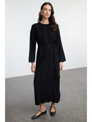 Trendyol Sukienka w kolorze czarnym rozmiar: L. Czarne sukienki damskie Trendyol, na co dzień, l, bez wzorów, z tkaniny, bez kołnierzyka, bez ramiączek, maxi, proste. Za 73.99 zł.