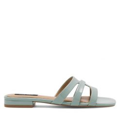 Klapki Nine West. Niebieskie klapki damskie Nine West, bez wzorów, bez obcasa. Za 179.99 zł.
