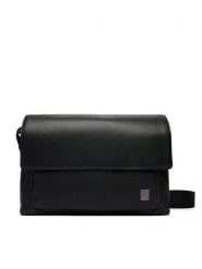 Calvin Klein Saszetka Emblem Hw Flap Messenger LV04D3299G Czarny. Czarne saszetki męskie CALVIN KLEIN, ze skóry. Za 649.99 zł.