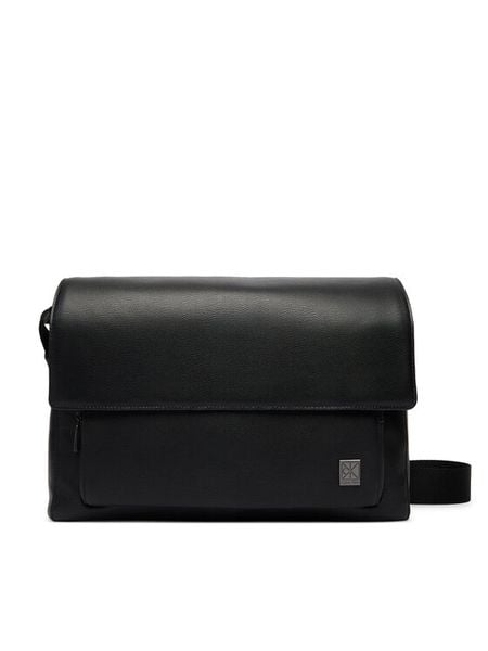 Calvin Klein Saszetka Emblem Hw Flap Messenger LV04D3299G Czarny. Czarne saszetki męskie CALVIN KLEIN, ze skóry. Za 649.99 zł.