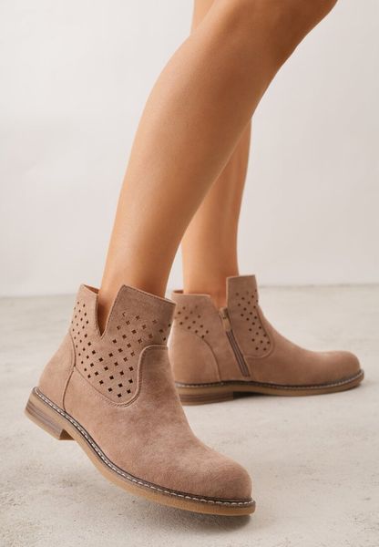 Ciemnobeżowe Ażurowe Botki na Płaskiej Podeszwie ze Skórzaną Wkładką Terilara. Brązowe botki damskie Renee, z jeansu, bez obcasa, na płaskiej podeszwie, bez zapięcia. Za 169.99 zł.