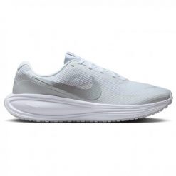 Buty męskie do biegania Nike Revolution 8 białe. Białe obuwie do biegania damskie Nike, nike revolution. Za 299.00 zł.