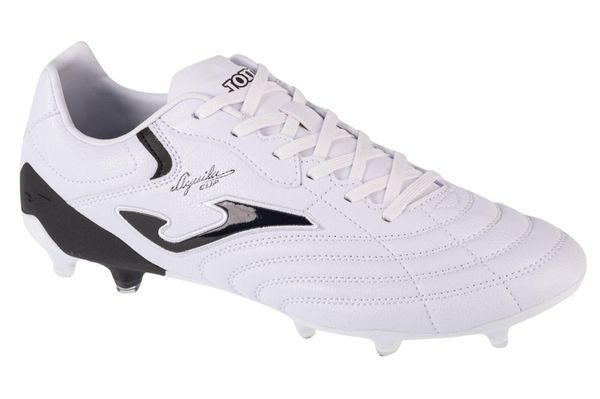 Buty piłkarskie męskie Joma Aguila Cup 2402. Białe buty fitness męskie Joma, na fitness i siłownię. Za 169.99 zł.