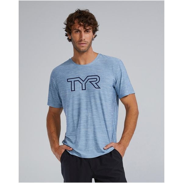 Koszulka męska TYR Airtec. Niebieskie t-shirty sportowe męskie TYR, m, bez ramiączek, na fitness i siłownię. Za 269.99 zł.