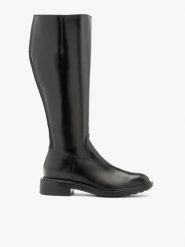 Eleganckie czarne kozaki z szeroką cholewką. Czarne kozaki damskie Ryłko, z gumy, z okrągłym noskiem, bez obcasa, na obcasie. Za 699.99 zł.