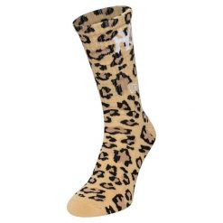 Skarpetki New York Yankees Leopard Crew. Brązowe skarpetki damskie New Era, bez wzorów. Za 110.50 zł.