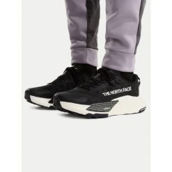 Buty do biegania The North Face. Czarne obuwie do biegania damskie The North Face. Za 649.99 zł.