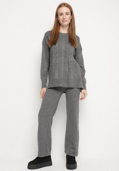 Ciemnoszary Komplet Dzianinowy z Bawełną i Wełną Spodnie i Warkoczowy Sweter Errela. Szare spodnie materiałowe damskie Born2be, uniwersalny, z bawełny, bez kołnierzyka. Za 129.99 zł.