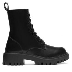 Trapery Jenny Fairy. Czarne trapery damskie Jenny Fairy, bez obcasa. Za 179.99 zł.