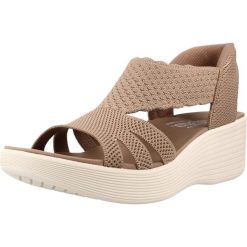 Sandały SKECHERS 120012S Brązowy. Brązowe sandały damskie Skechers, bez wzorów, z materiału, bez obcasa. Za 490.00 zł.