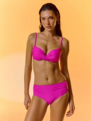 4F Góra od bikini damska - różowa M. Czerwone bikini damskie 4f, bez wzorów. Za 79.99 zł.