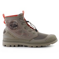 Buty Palladium Pampa Lite Travel Vt 74472-377-M zielone. Zielone buty sportowe na co dzień męskie z materiału, bez zapięcia. Za 544.84 zł.
