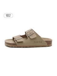 Teegu Klapki w kolorze brązowym rozmiar: 37. Brązowe klapki damskie teegu, bez wzorów, bez obcasa. Za 121.99 zł.