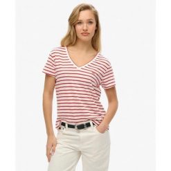 T-shirt z melangeowanym wzorem, z haftowanym logo i dekoltem w kształcie V dla k. Czerwone t-shirty damskie Superdry., bez wzorów, bez kołnierzyka. Za 111.35 zł.