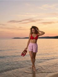 Bawełniane szorty loose - różowy. Czerwone szorty damskie Sinsay, bez wzorów, z bawełny. Za 39.99 zł.