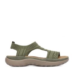 Sandały Rieker. Zielone sandały damskie Rieker, bez wzorów, bez obcasa, na płaskiej podeszwie. Za 299.99 zł.