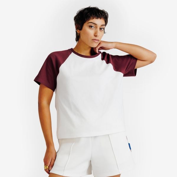 Koszulka damska Heritage. Białe t-shirty damskie Decathlon, m, bez wzorów, z bawełny, bez kołnierzyka. Za 52.49 zł.