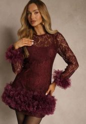 Bordowa Dopasowana Koronkowa Sukienka Koktajlowa z Tiulowymi Aplikacjami Kretalia. Czerwone sukienki damskie Renee, na imprezę, m, z aplikacjami, z koronki, wizytowe, bez kołnierzyka, bez ramiączek, dopasowane. Za 239.99 zł.