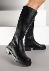 Czarne Kozaki z Gładką Cholewką w Minimalistycznym Stylu Acordia. Czarne kozaki damskie Renee, z jeansu, bez obcasa, na płaskiej podeszwie. Za 159.99 zł.