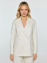 Marynarka damska lniana w prążek kremowa Kinnia 102. Białe marynarki i żakiety damskie Big Star, l, z aplikacjami, prążkowane, retro. Za 359.99 zł.