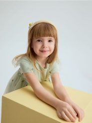 Sukienka z tiulowym dołem - jasnozielony. Zielone sukienki dziewczęce Reserved, bez wzorów, z bawełny, bez ramiączek. Za 69.99 zł.