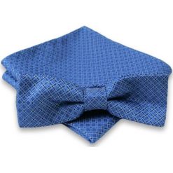 Niebieska Mucha w Drobną Kratkę + Poszetka. Niebieskie krawaty i muchy męskie Alties, bez wzorów, eleganckie. Za 54.00 zł.