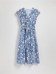 Bawełniana sukienka midi z paskiem - granatowy. Niebieskie sukienki damskie Reserved, l, bez wzorów, z bawełny, bez kołnierzyka, bez ramiączek, midi. Za 179.99 zł.