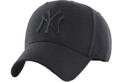 Czapka z daszkiem MVP Lifestyle New York Yankees Snapback. Czarne czapki męskie 47 Brand, bez wzorów, z materiału. Za 109.99 zł.