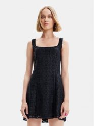 Desigual Sukienka letnia 23SWVW02 Czarny Slim Fit. Czarne sukienki damskie Desigual, na lato, xl, bez wzorów, z syntetyku, bez kołnierzyka, bez ramiączek. Za 249.99 zł.