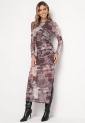 Brązowa Dopasowana Sukienka Maxi w Fantazyjny Print Sartine. Brązowe sukienki damskie Born2be, l, z aplikacjami, bez kołnierzyka, bez ramiączek, maxi, dopasowane. W wyprzedaży za 135.99 zł.