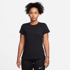 Koszulka z krótkim rękawem damska Nike SS TEE CZ0903 010. Czarne bluzki sportowe damskie Nike, xs, z bawełny, bez kołnierzyka, bez ramiączek. Za 118.70 zł.