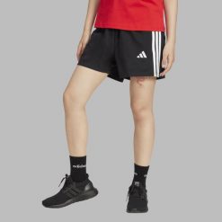 Spodenki fitness damskie ADIDAS. Spodenki sportowe damskie Adidas, bez wzorów, z bawełny, sportowe. Za 129.99 zł.