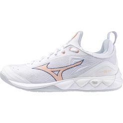 Damskie buty halowe Mizuno Wave Luminous. Białe obuwie do biegania damskie Mizuno, mizuno wave. Za 339.99 zł.
