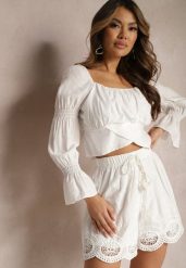 Białe Bawełniane Szorty z Ażurowymi Zdobieniami i Chwostami Sonalia. Białe szorty damskie Renee, z aplikacjami, z bawełny, boho. Za 59.99 zł.