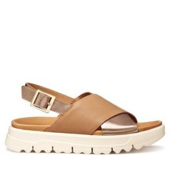 Sandały Geox. Brązowe sandały damskie Geox, bez wzorów, bez obcasa, na płaskiej podeszwie. Za 459.99 zł.