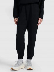 SPODNIE DAMSKIE DRESOWE 4F Z DZIANINY WAFLOWEJ TTROF1184 XXL. Zielone spodnie sportowe damskie 4f, uniwersalny, z bawełny, na fitness i siłownię. Za 169.99 zł.