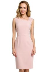 Sukienka elegancka ołówkowa z asymetrycznym dekoltem pudrowy róż. Czerwone sukienki damskie Sukienki.shop, do pracy, l, bez wzorów, z materiału, biznesowe, z asymetrycznym kołnierzem, bez ramiączek, midi, asymetryczne. Za 249.00 zł.