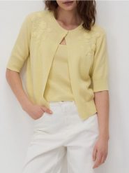 Sweter z dzianinowym topem - jasnożółty. Żółte swetry klasyczne damskie Reserved, l, z bawełny, bez kołnierzyka. W wyprzedaży za 139.99 zł.