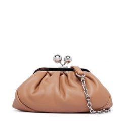 Torebka Weekend Max Mara. Brązowe torebki wieczorowe Weekend Max Mara, bez wzorów, wizytowe, bez kołnierzyka, bez ramiączek. Za 1,239.00 zł.