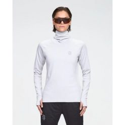 Damski top treningowy Daehlie Sportswear Run 365. Szare topy sportowe damskie DAEHLIE, na zimę, l, bez wzorów, z materiału, bez ramiączek. Za 399.00 zł.