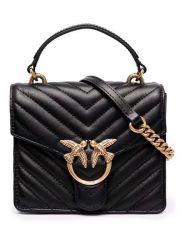 Pinko Skórzana torebka w kolorze czarnym - 17,5 x 15 x 7 cm rozmiar: onesize. Czarne torebki klasyczne damskie Pinko, bez wzorów, z materiału, bez dodatków. Za 874.95 zł.