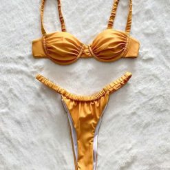 Bikini z marszczeniem elastyczne na plażę i basen Slavejka. Żółte bikini damskie Intica, bez wzorów. Za 159.00 zł.