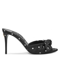 Klapki Dolce&Gabbana. Czarne klapki damskie Dolce&Gabbana, bez wzorów, bez obcasa. Za 2,519.00 zł.