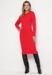 Czerwona Sukienka Dzianinowa Dopasowana Morttina. Czerwone sukienki damskie Born2be, na co dzień, l, z aplikacjami, z dzianiny, eleganckie, bez kołnierzyka, bez ramiączek, midi, dopasowane. W wyprzedaży za 79.99 zł.