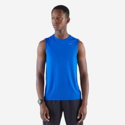 Koszulka do biegania bez rękawów męska Kiprun 500 Comfort. Niebieskie t-shirty sportowe męskie KIPRUN, m, z materiału, bez ramiączek, do biegania. Za 69.99 zł.