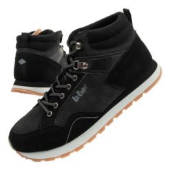 Buty zimowe Lee Cooper LCJ-24-03-3012M czarne. Czarne buty trekkingowe męskie na jesień, z gumy, przed kolano, bez zapięcia. Za 269.01 zł.