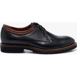 Conhpol - Półbuty Conhpol Dynamic. Czarne buty wizytowe męskie Conhpol, z materiału, z okrągłym noskiem, bez zapięcia. W wyprzedaży za 269.90 zł.